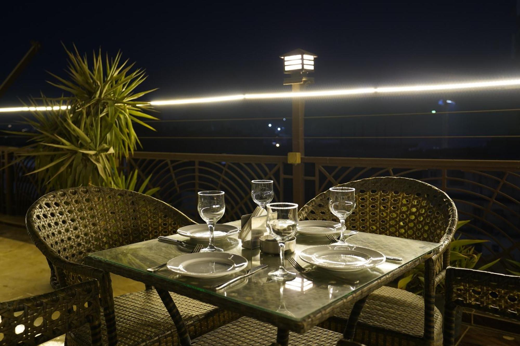 Hotel Pyramids Gem Plaza Kafret el-Gabal Exterior foto